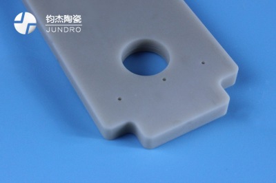 氮化鋁陶瓷的使用領域有哪些 氮化鋁陶瓷的使用領域有哪些