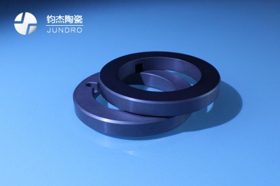 氮化硅陶瓷材料晶體結(jié)構(gòu)的特點 氮化硅陶瓷材料晶體結(jié)構(gòu)的特點