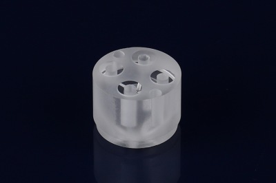 石英玻璃與藍寶石玻璃的區別是什么? 石英玻璃與藍寶石玻璃的區別是什么?